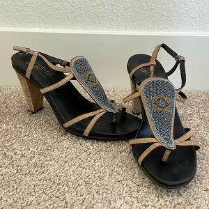 Donald Pliner Sz 8.5 Sandals
